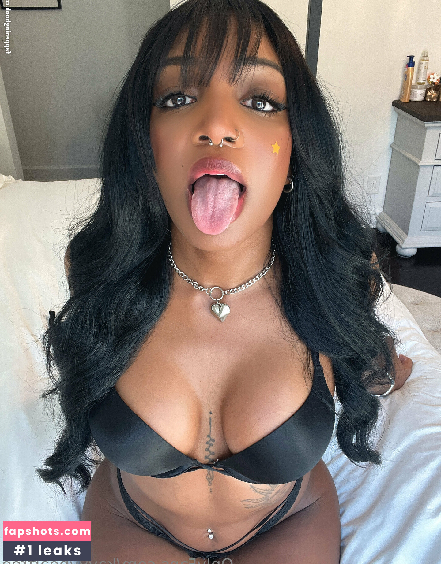 Kay Bear gallery photo #71