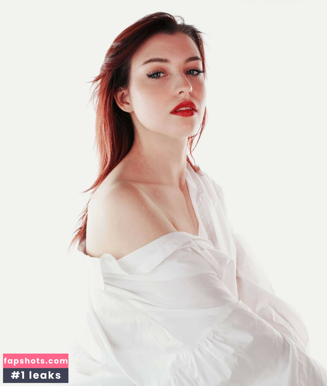 Kaya Solo nude babe gallery