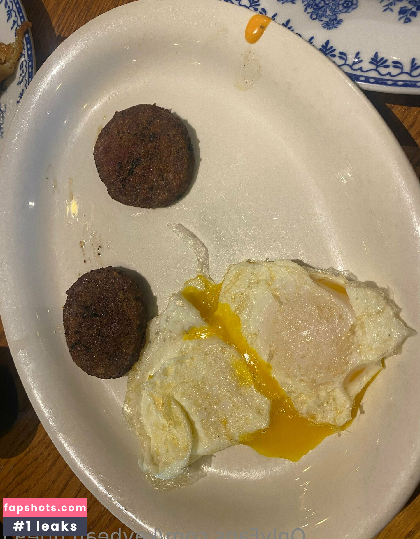 kaybearcutie95 gallery photo #10