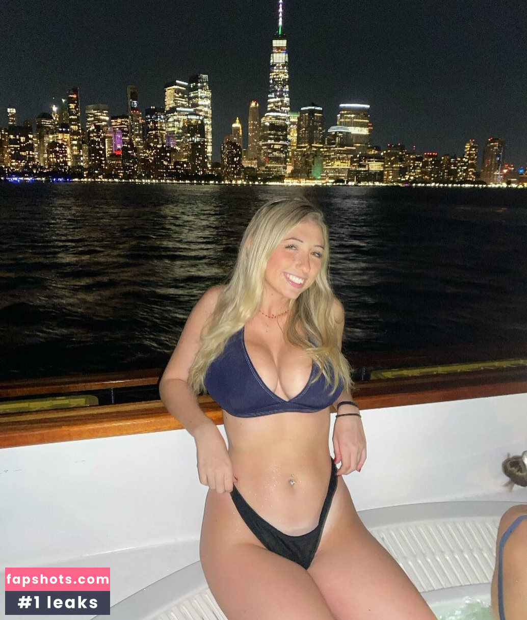 Kayla A gallery photo #39