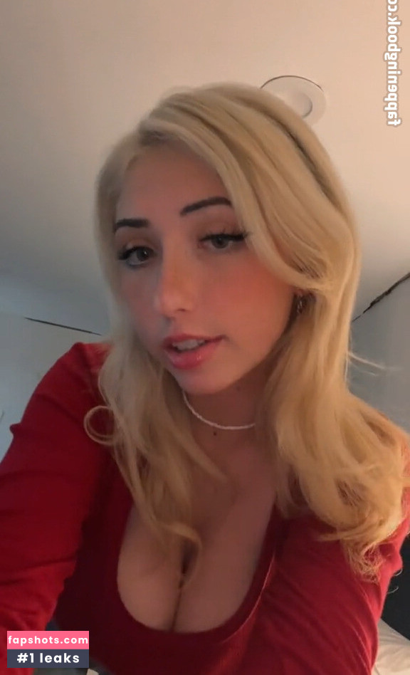 Kayla A gallery photo #9