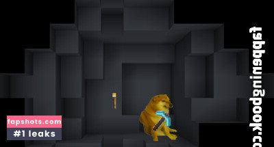 Kayla Manousselis gallery photo #13