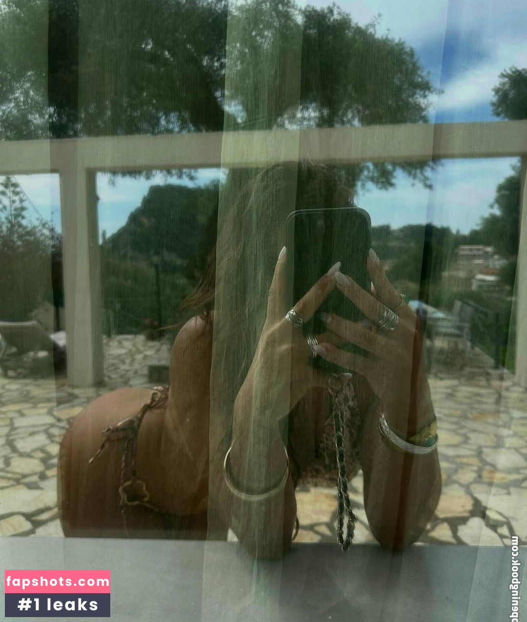 Kayla Manousselis gallery photo #52