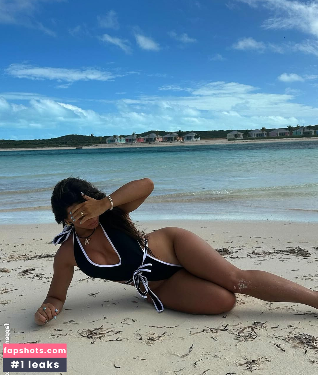 Kayla Manousselis gallery photo #56