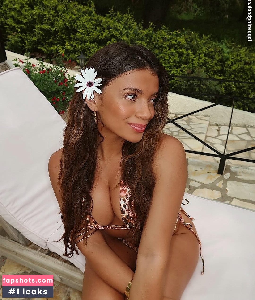 Kayla Manousselis gallery photo #57