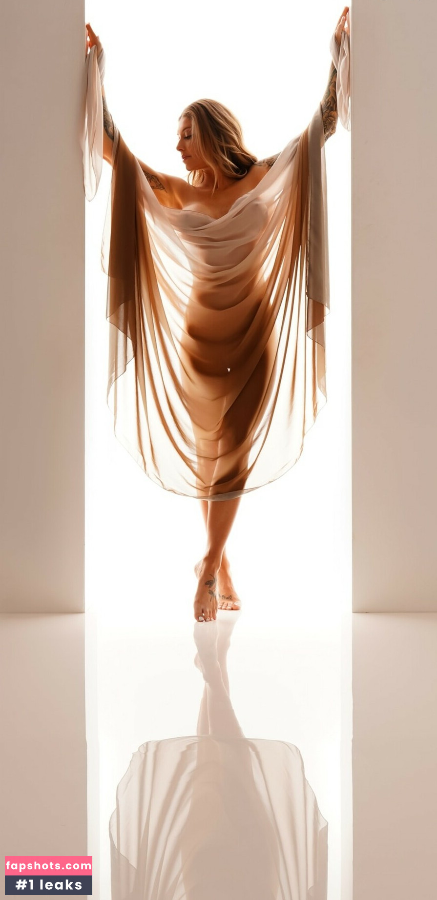 Kayla Manthey gallery photo #2