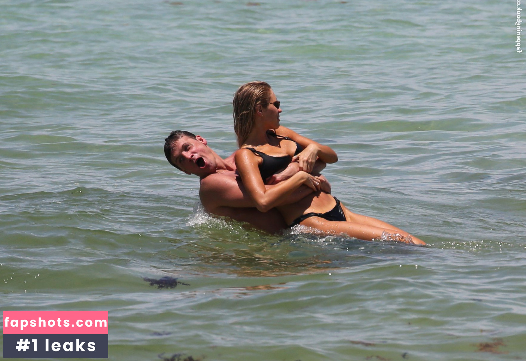 Kayla Rae Reid gallery photo #36