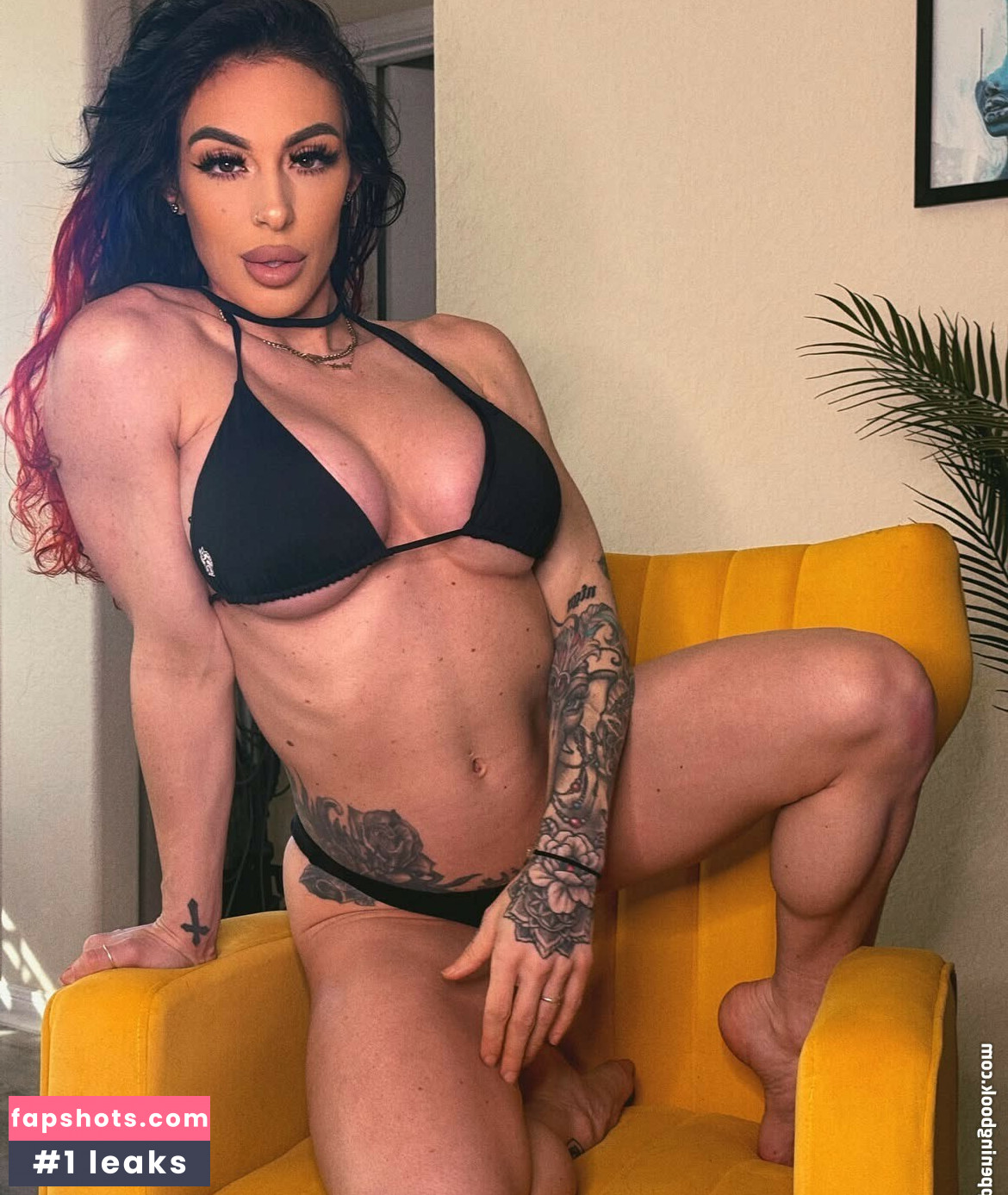 Kayla Rossi gallery photo #12