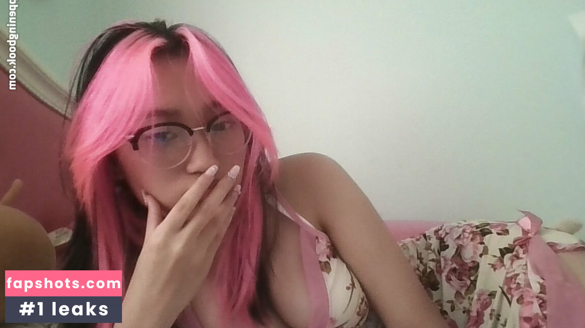 kayla.vy gallery photo #286