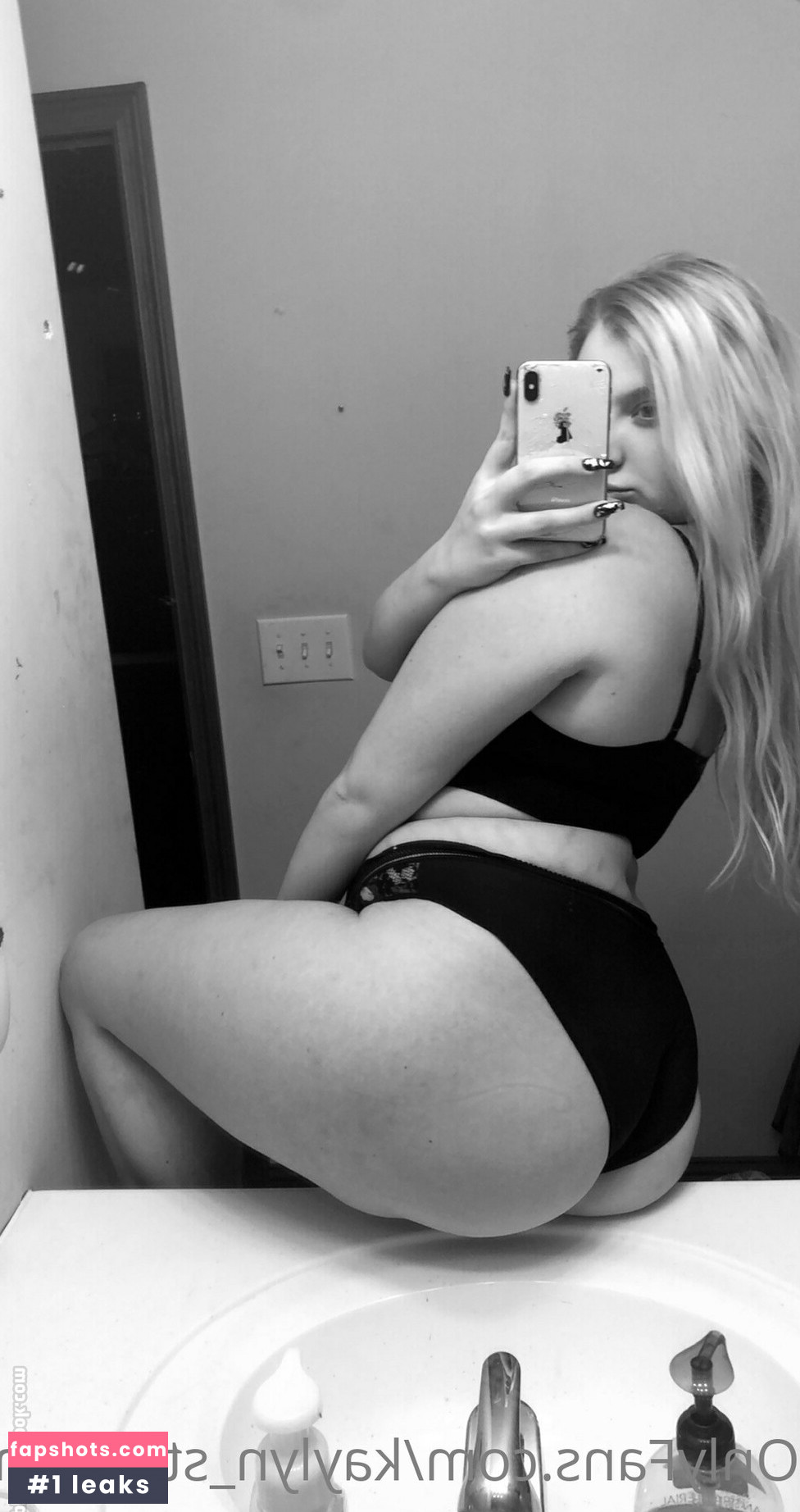 kaylyn_stagram gallery photo #6