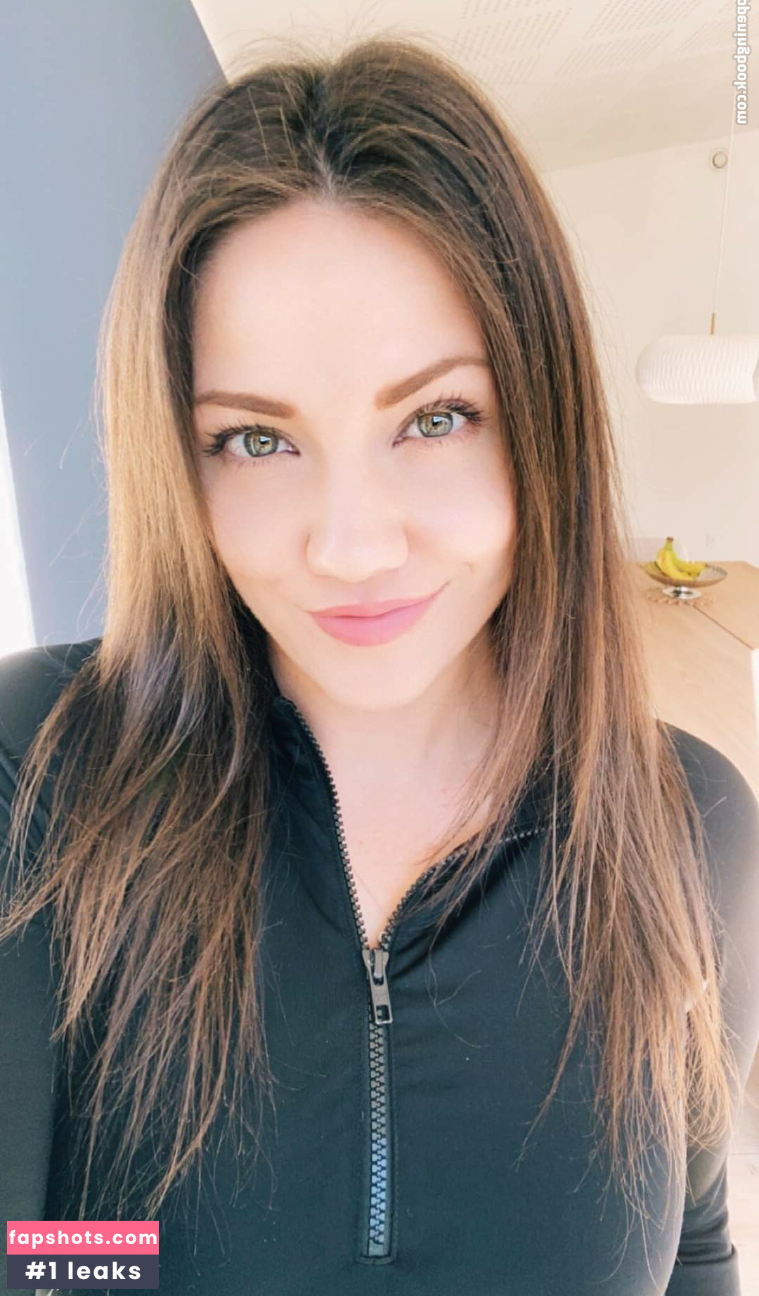 KayPea gallery photo #14