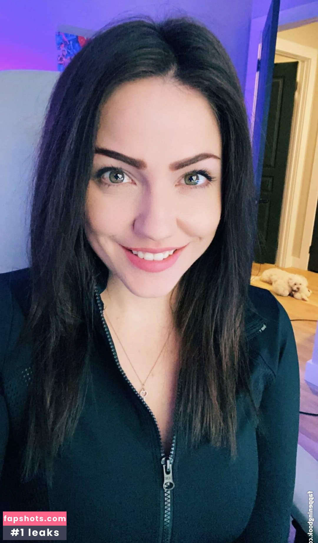 KayPea gallery photo #23