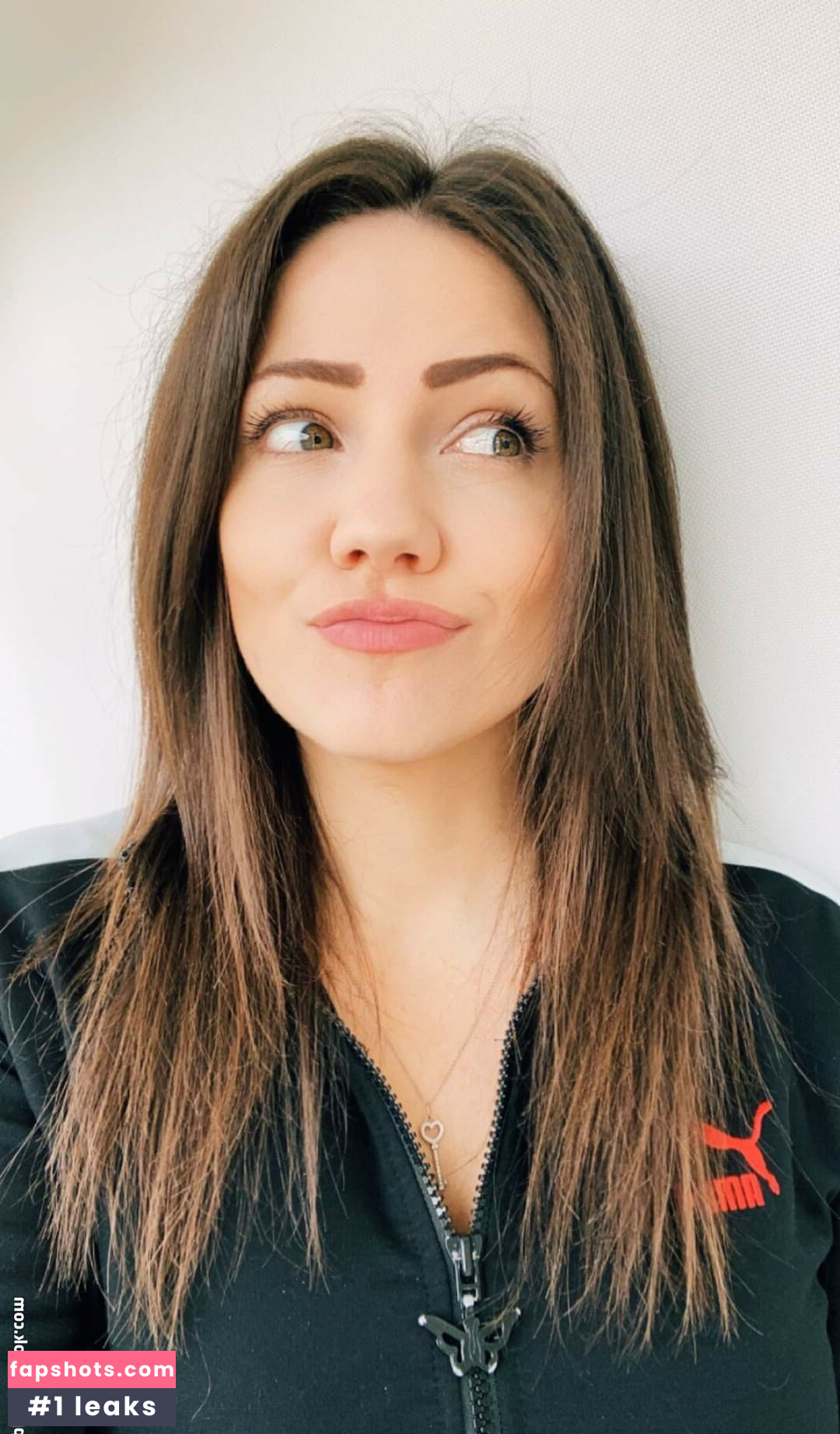 KayPea gallery photo #25