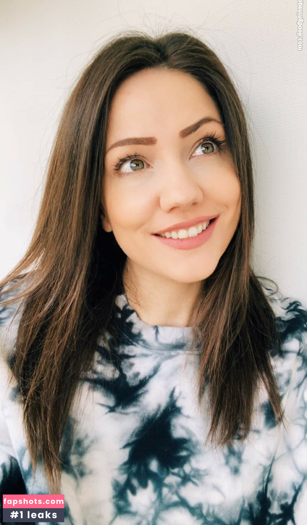 KayPea gallery photo #26