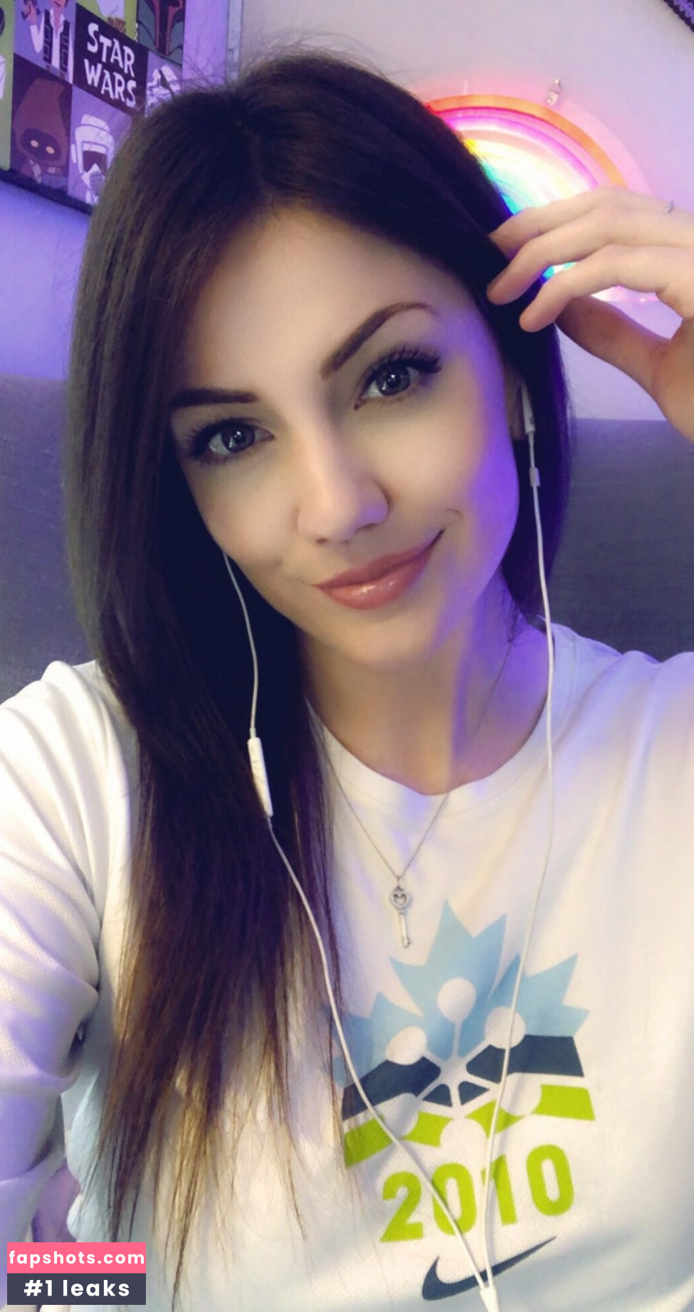 KayPea gallery photo #35