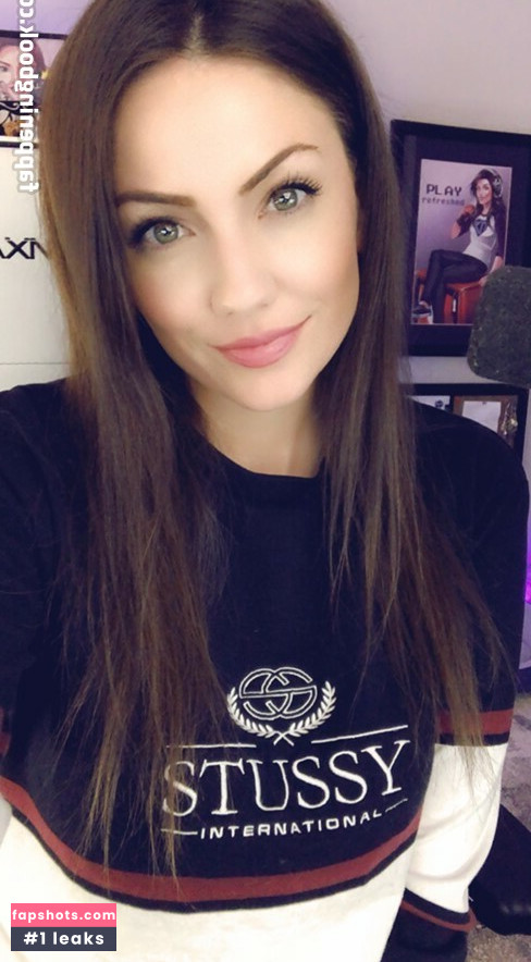 KayPea gallery photo #38