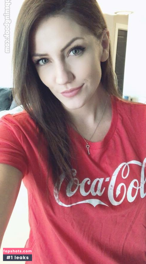 KayPea gallery photo #40