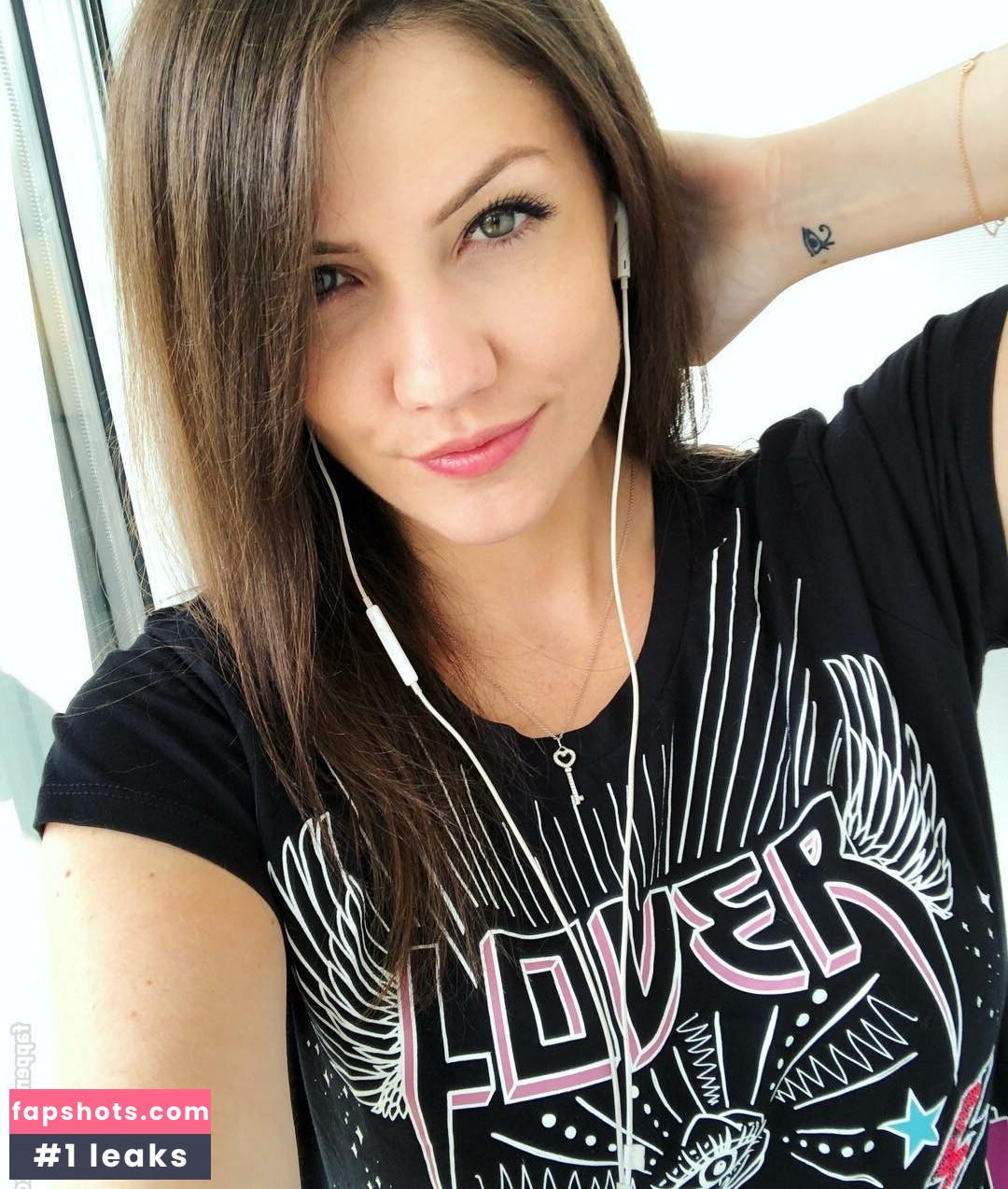 KayPea gallery photo #43