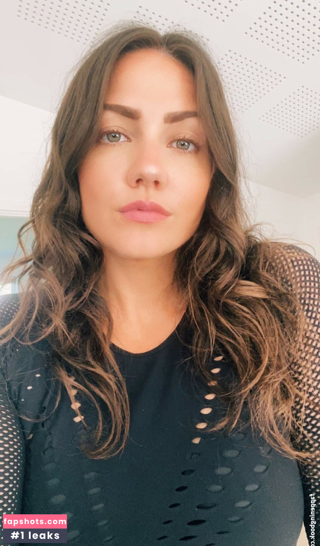 KayPea gallery photo #9