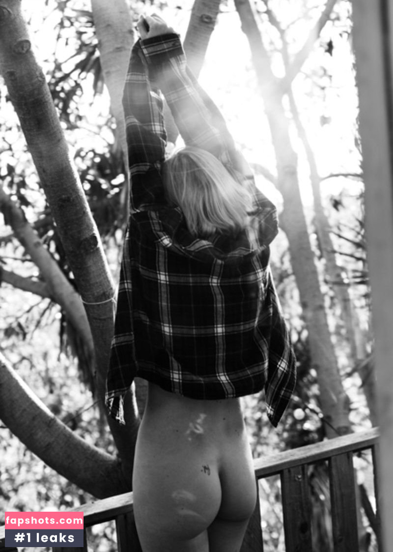 Kayslee Collins gallery photo #23