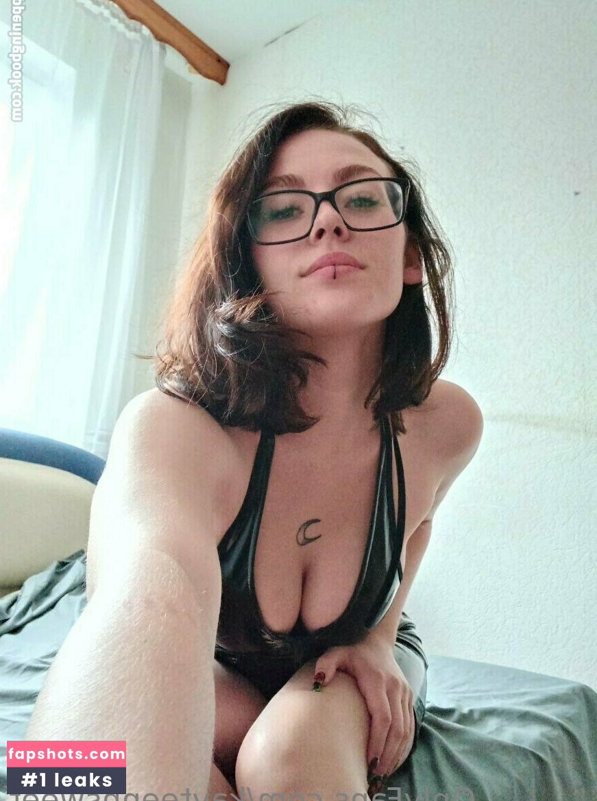 kayteennsweet nude babe gallery