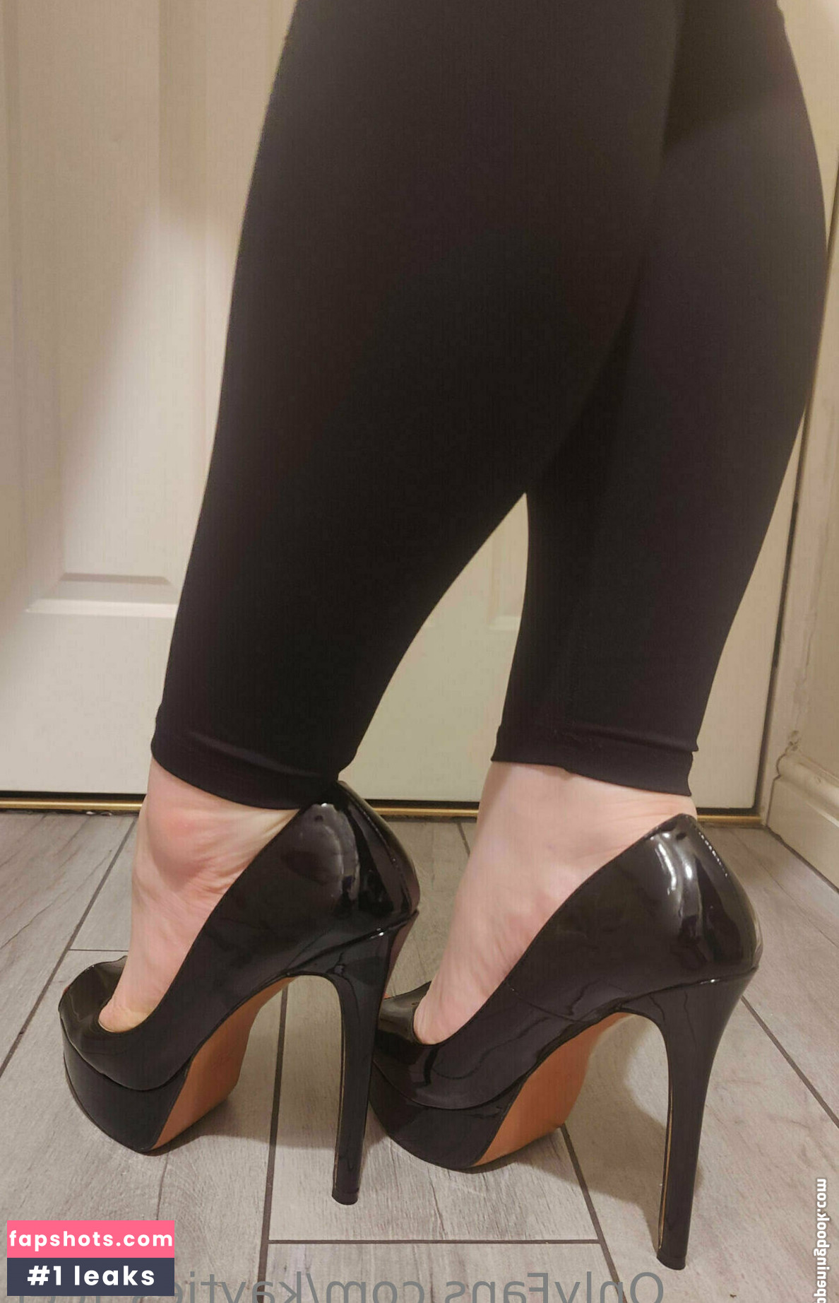 kayties_feet gallery photo #5