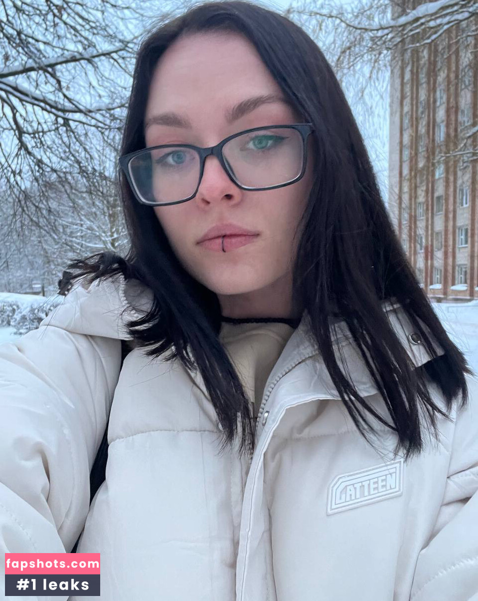 Kaytlen Sweet gallery photo #2