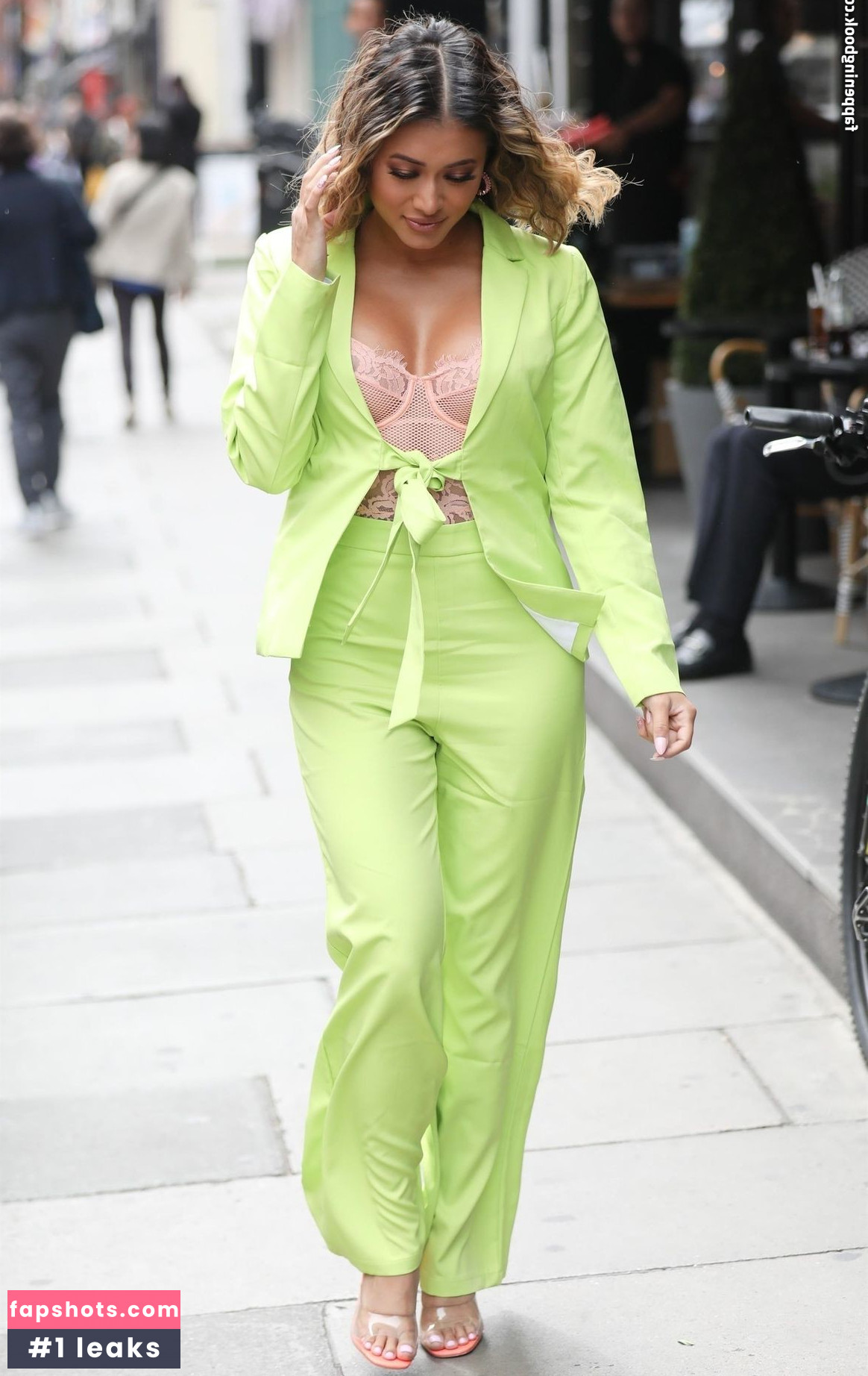 Kaz Crossley gallery photo #169