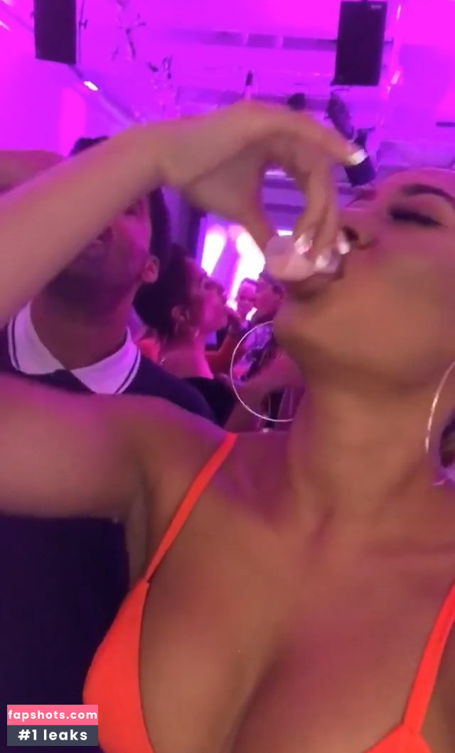 Kaz Crossley gallery photo #211