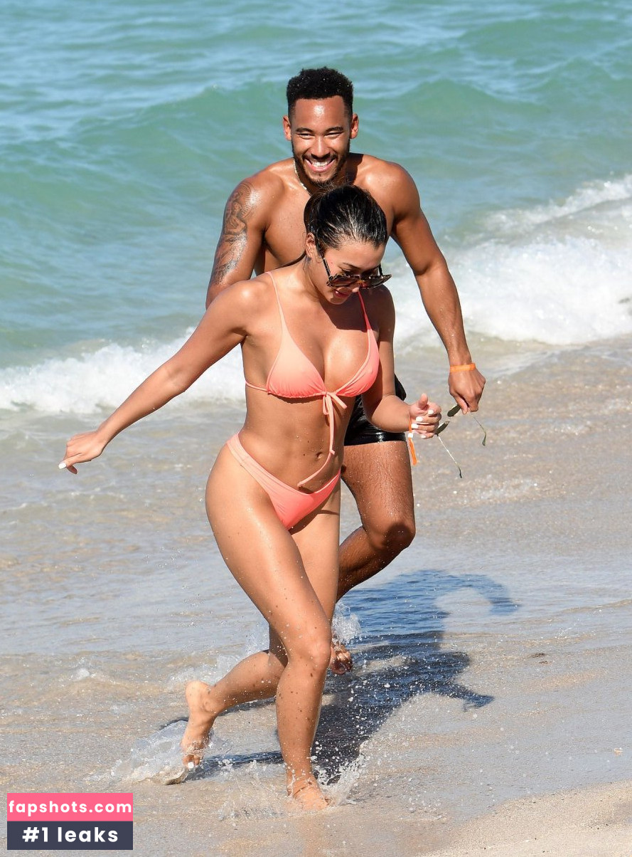 Kaz Crossley gallery photo #300