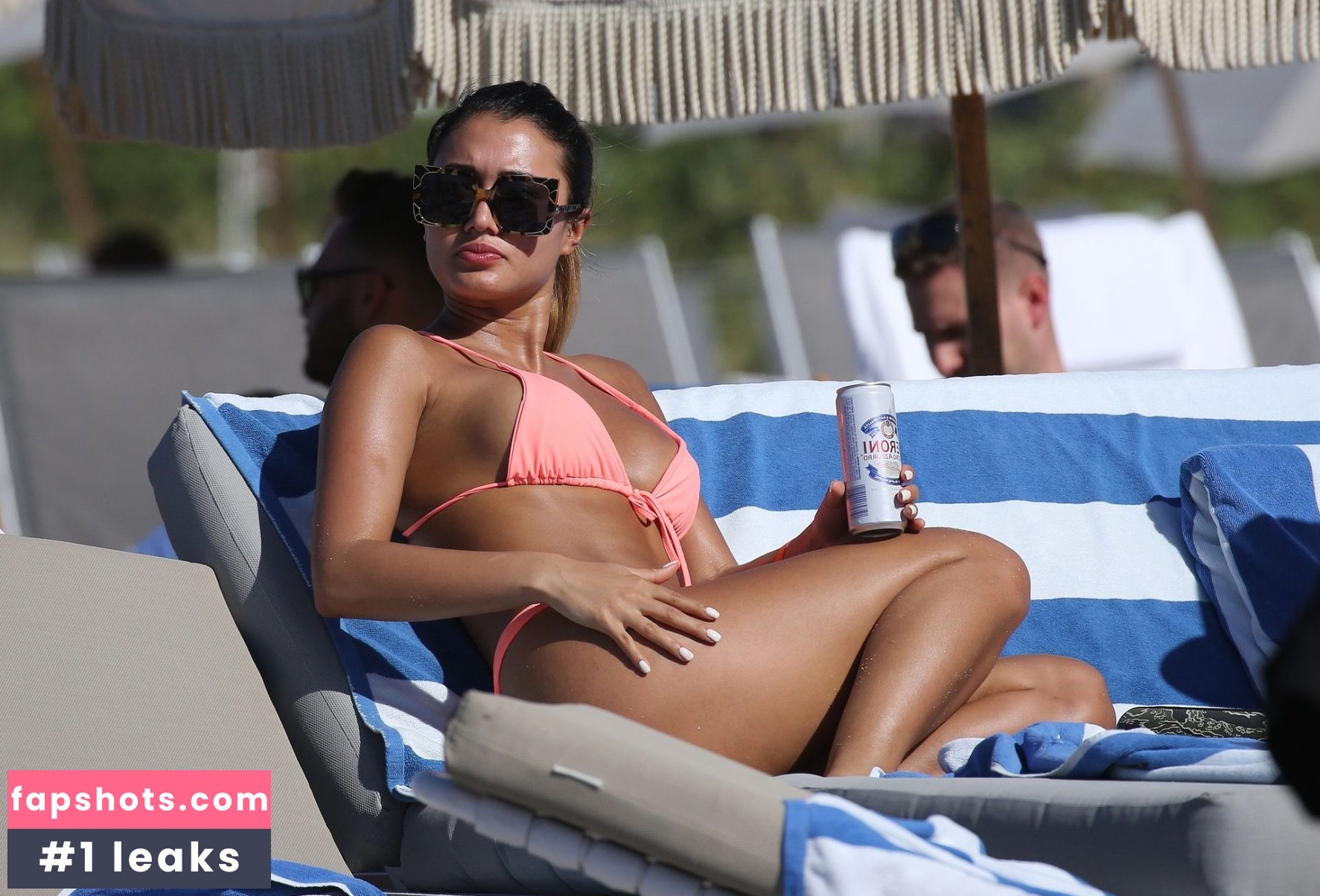 Kaz Crossley gallery photo #314