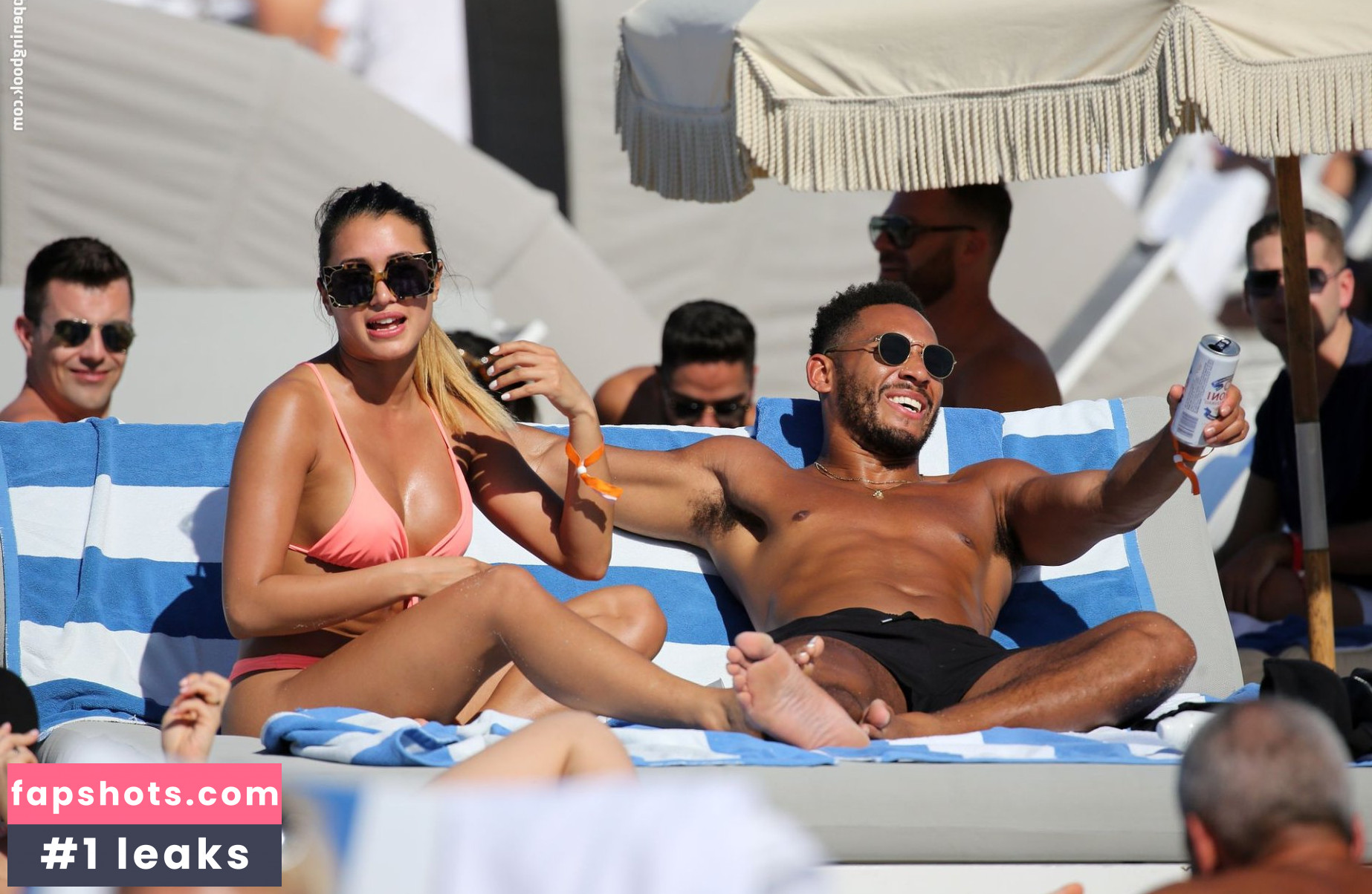 Kaz Crossley gallery photo #318