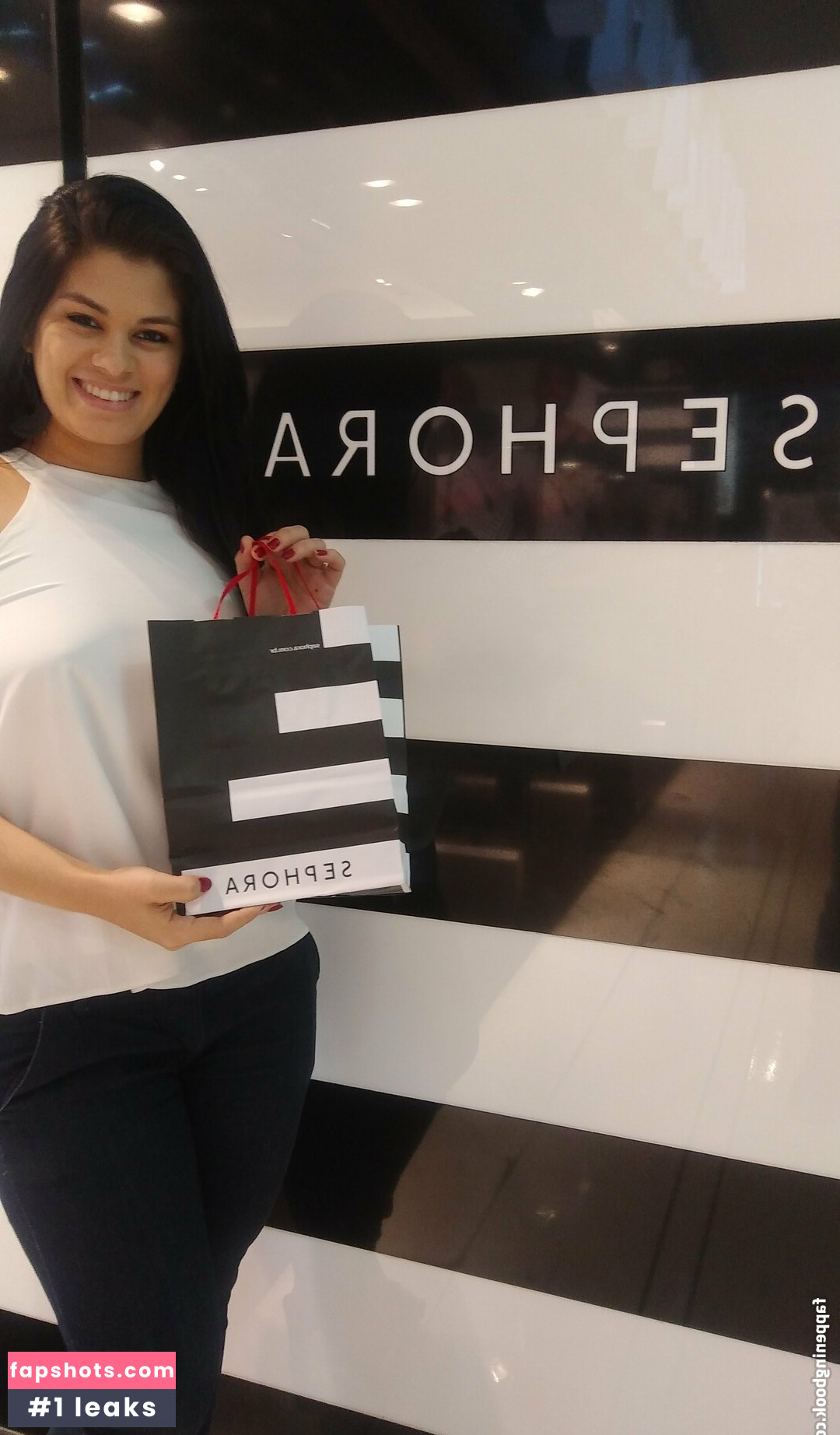 kazakiluana Nacktheit OnlyFans Fotos #18 - Fapshots