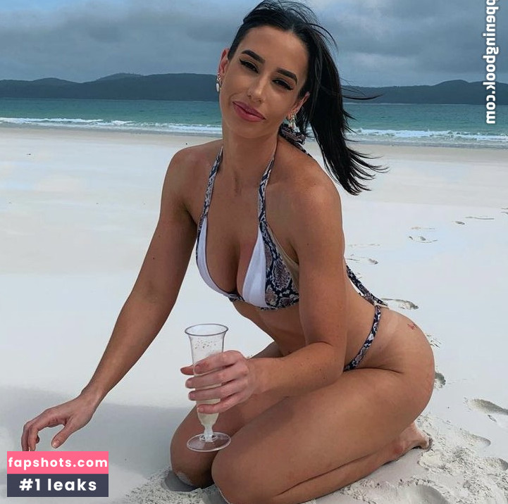 Keely Manson gallery photo #5