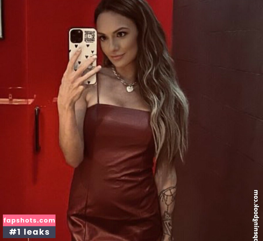 keepingupwkyla gallery photo #2