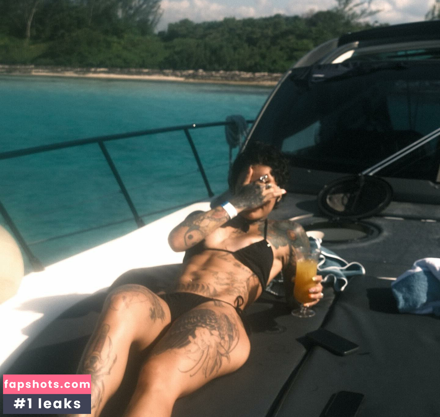 Kehlani Nude Leaks OnlyFans Photos #3 - LeakJerk