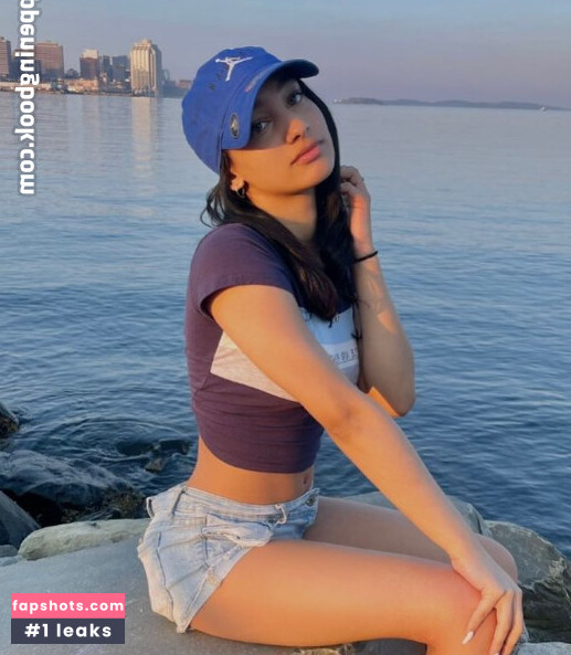 Keiairaa nude babe gallery