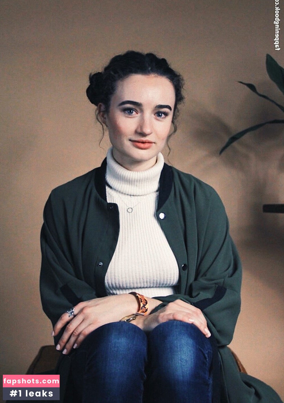 Kelley Mack gallery photo #12