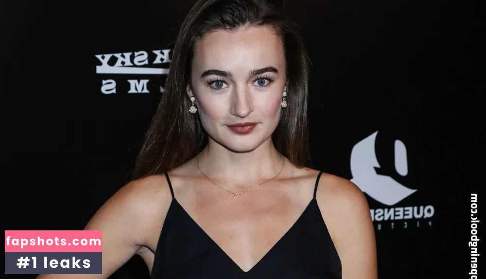 Kelley Mack gallery photo #8