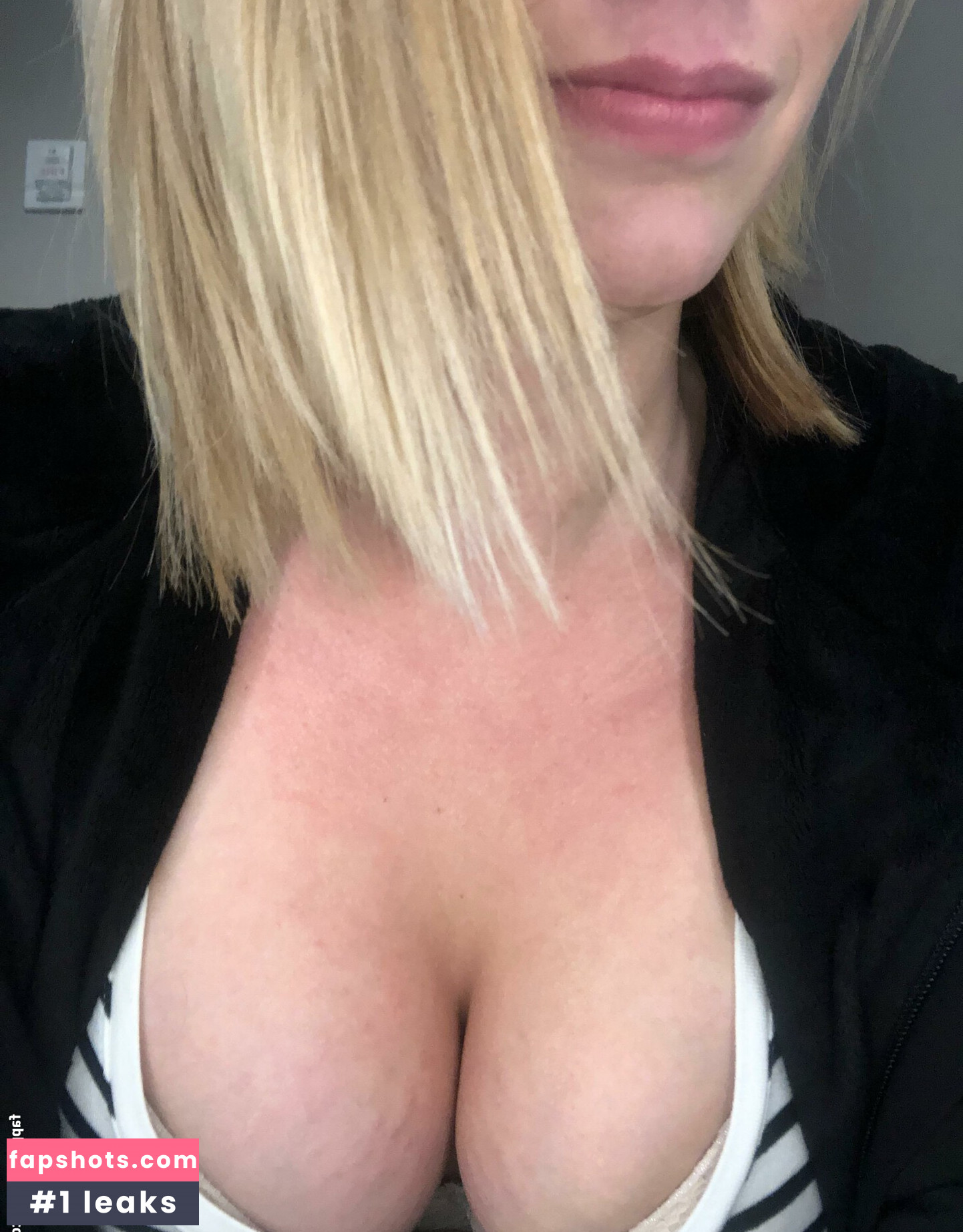 KelliAnn gallery photo #2