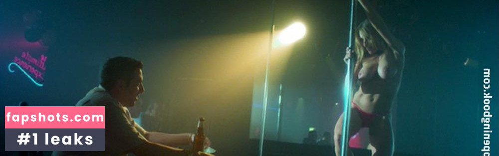 Kellie Paradis gallery photo #2