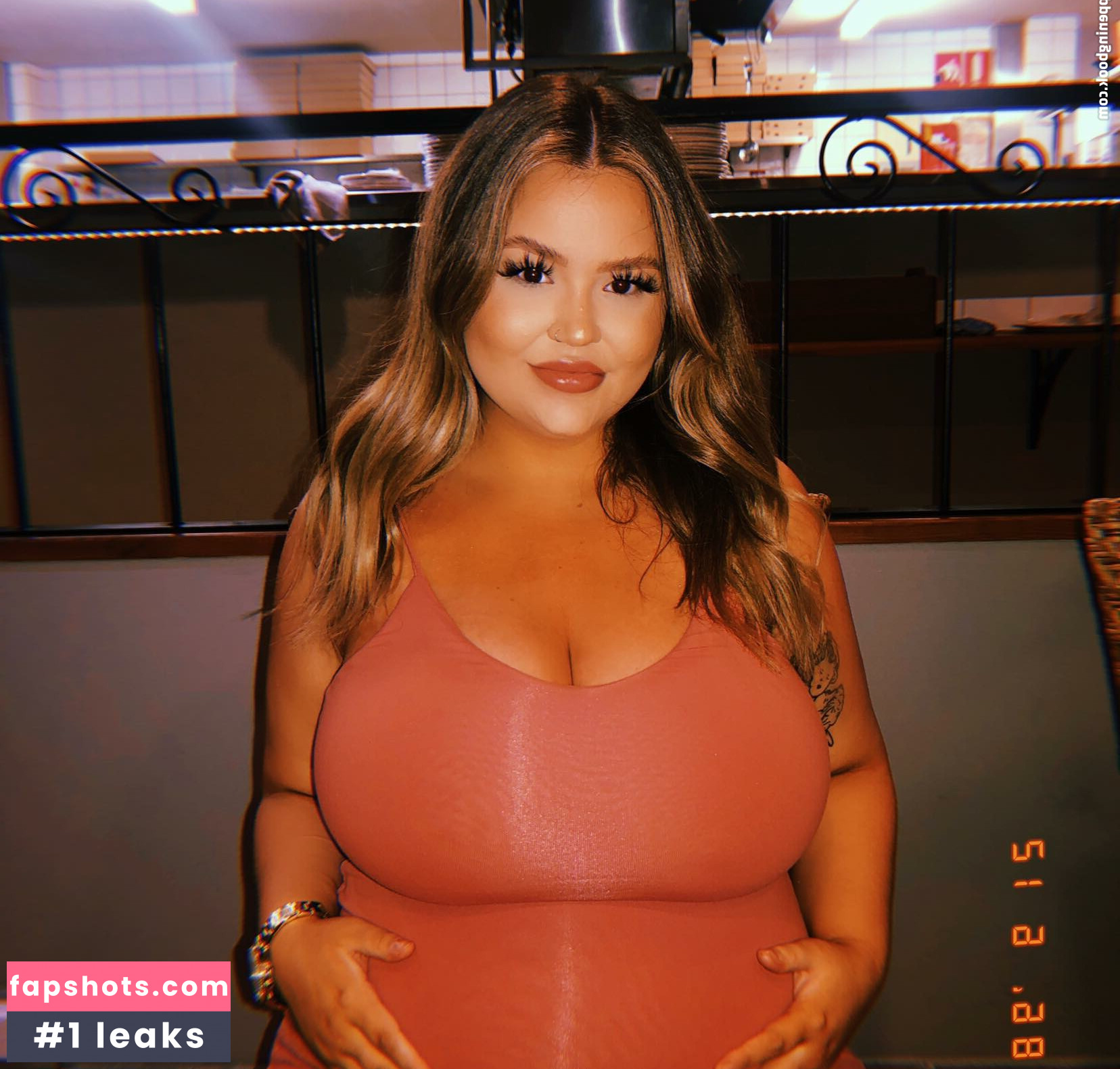 Kelly Bodenstein gallery photo #20