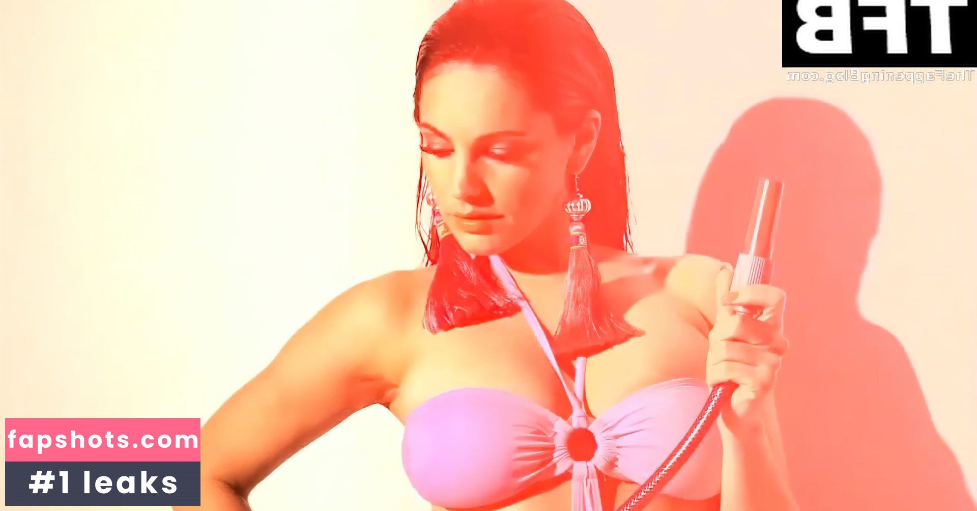 Kelly Brook gallery photo #1023