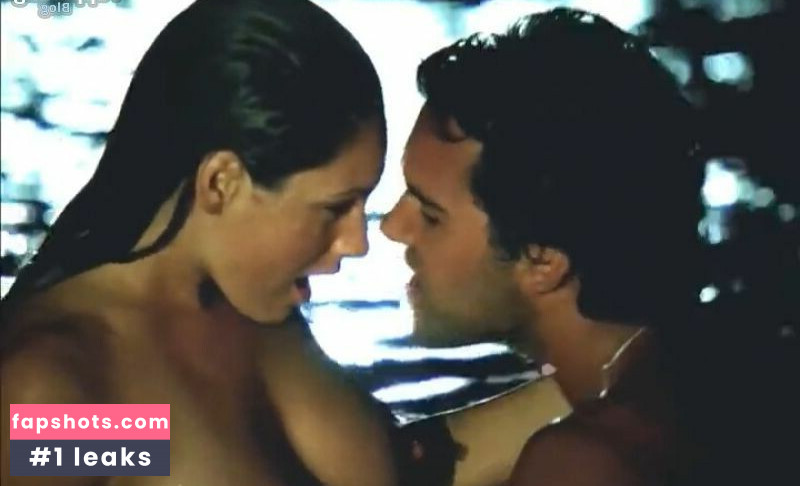 Kelly Brook gallery photo #104