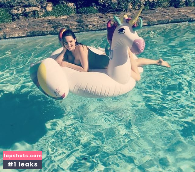 Kelly Brook gallery photo #1130