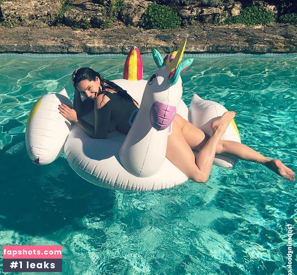 Kelly Brook gallery photo #1132