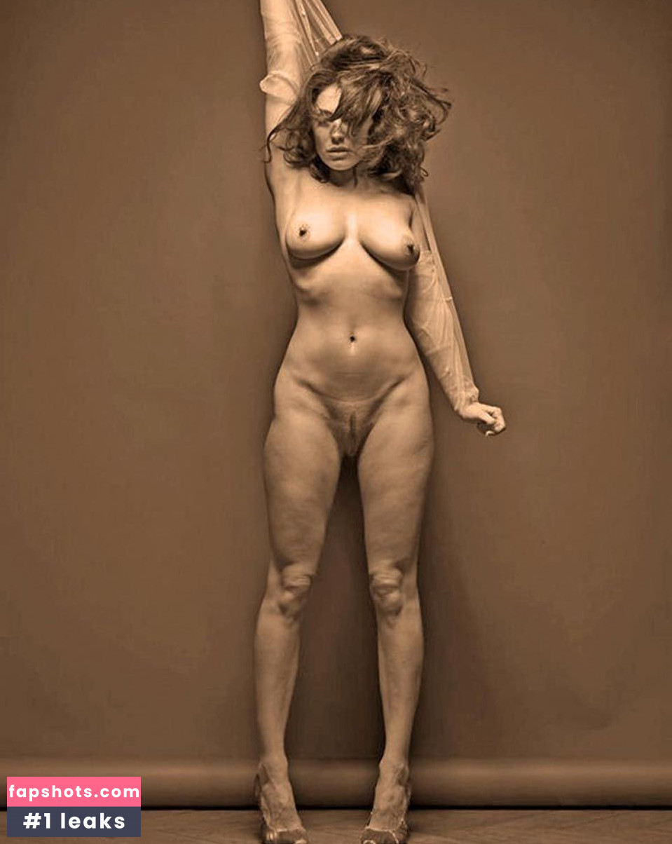 Kelly Brook gallery photo #1176