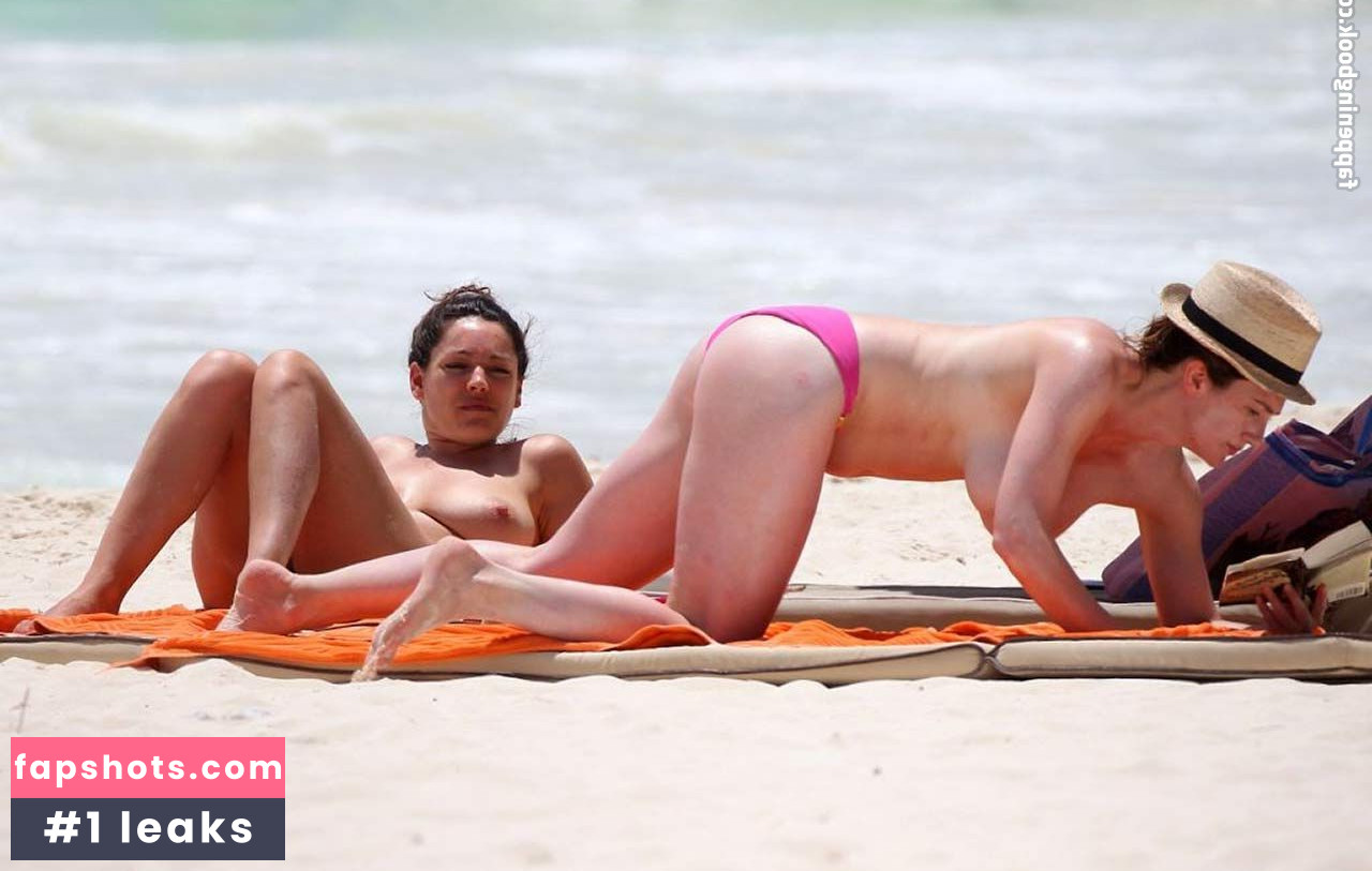 Kelly Brook gallery photo #1267