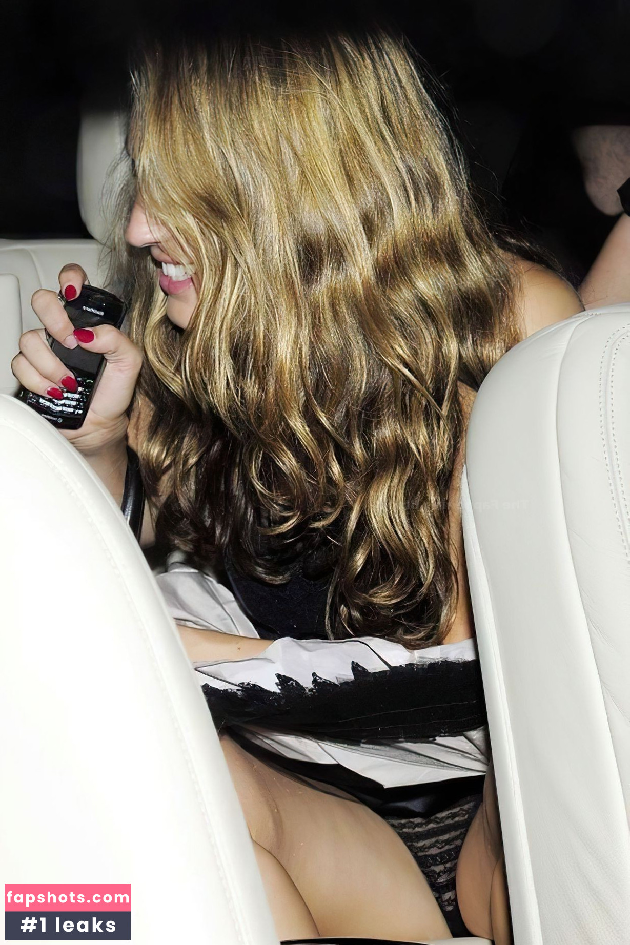 Kelly Brook gallery photo #1417