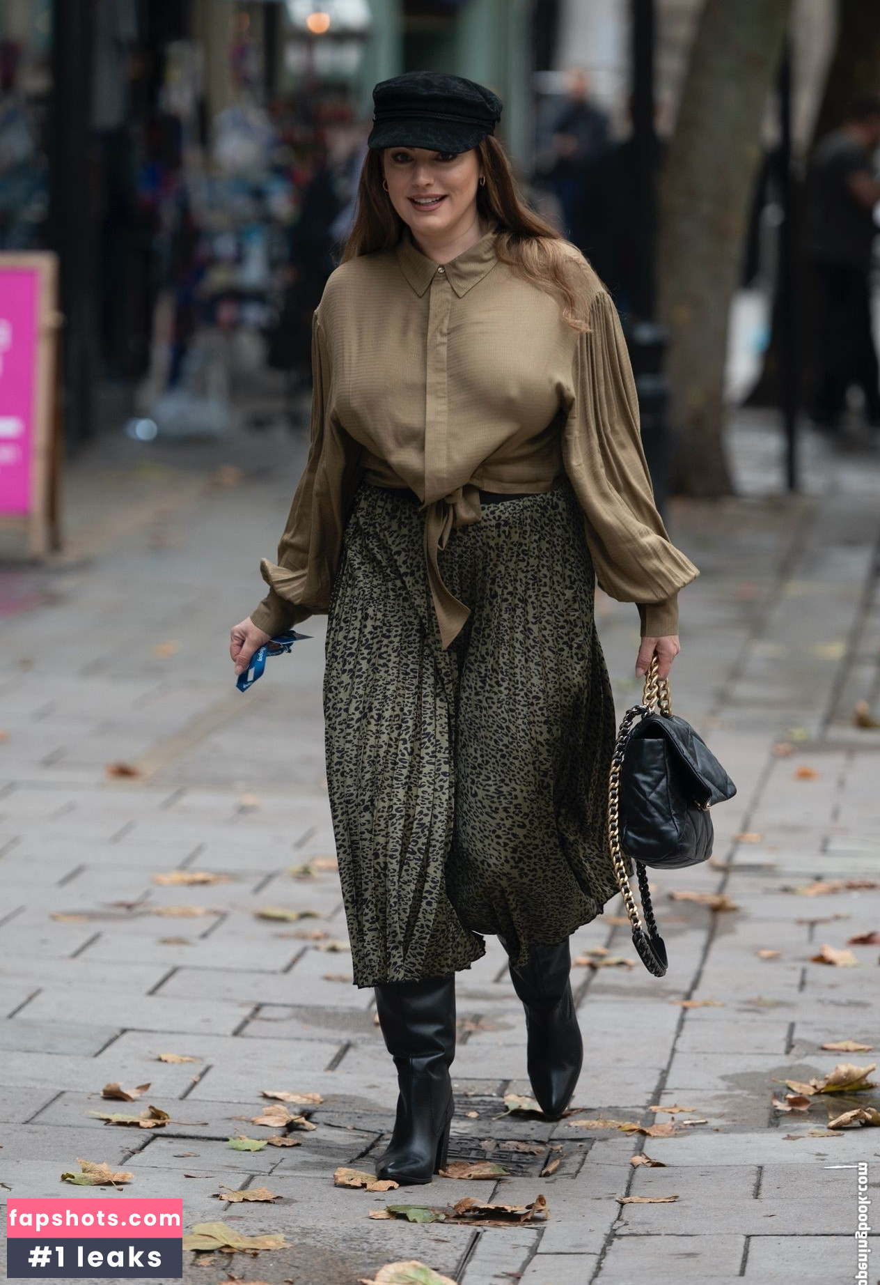 Kelly Brook gallery photo #1560